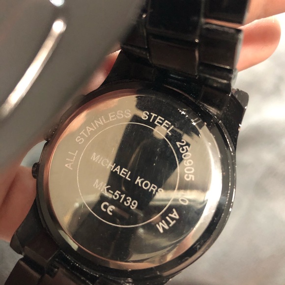 Michael kors watch - Picture 5 of 5